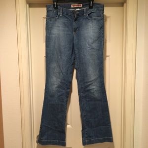 Gap long and lean jeans
